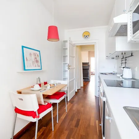 Guesthost - Terrazza Dante Bright * 巴里