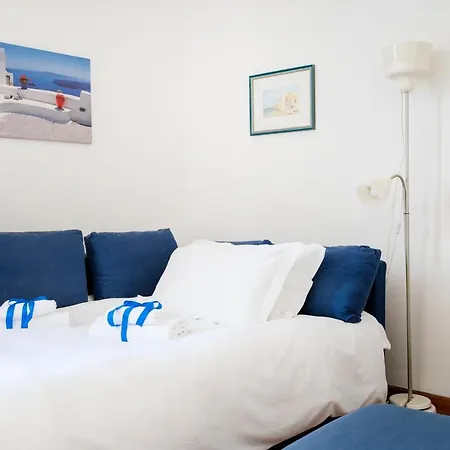 Guesthost - Terrazza Dante Bright Appartement *