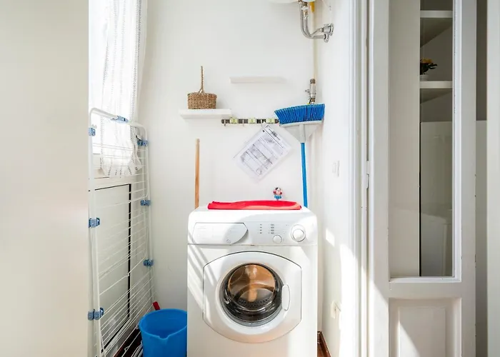 Guesthost - Terrazza Dante Bright Bari