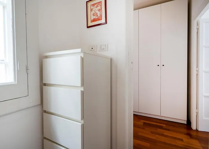 Guesthost - Terrazza Dante Bright