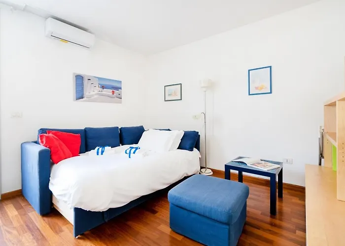 Guesthost - Terrazza Dante Bright Appartement